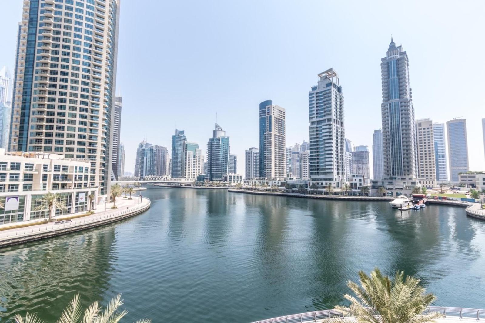 Gma Liv 2br Partly Sea View Apartment