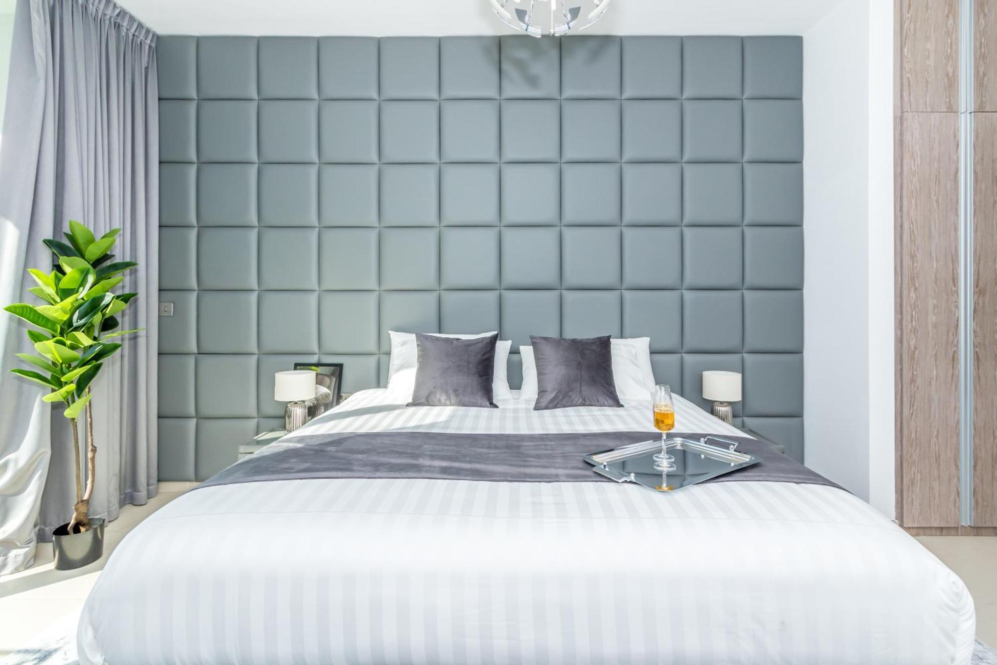 Gma Liv 2br Partly Sea View *
