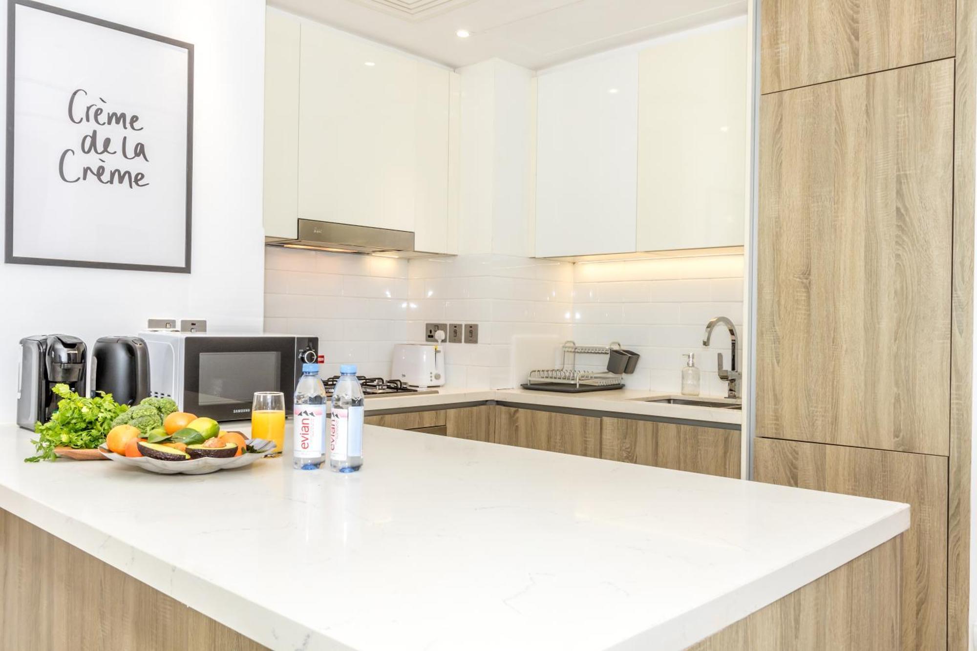 Gma Liv 2br Partly Sea View * Dubai